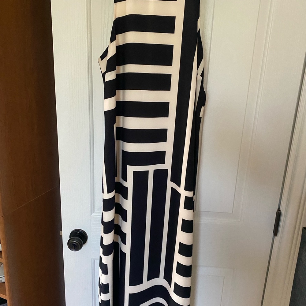 Donna Morgan Black and White Halter Style Sheath Maxi Dress